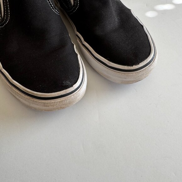 Vans Slip Ons Black - Picture 8 of 9